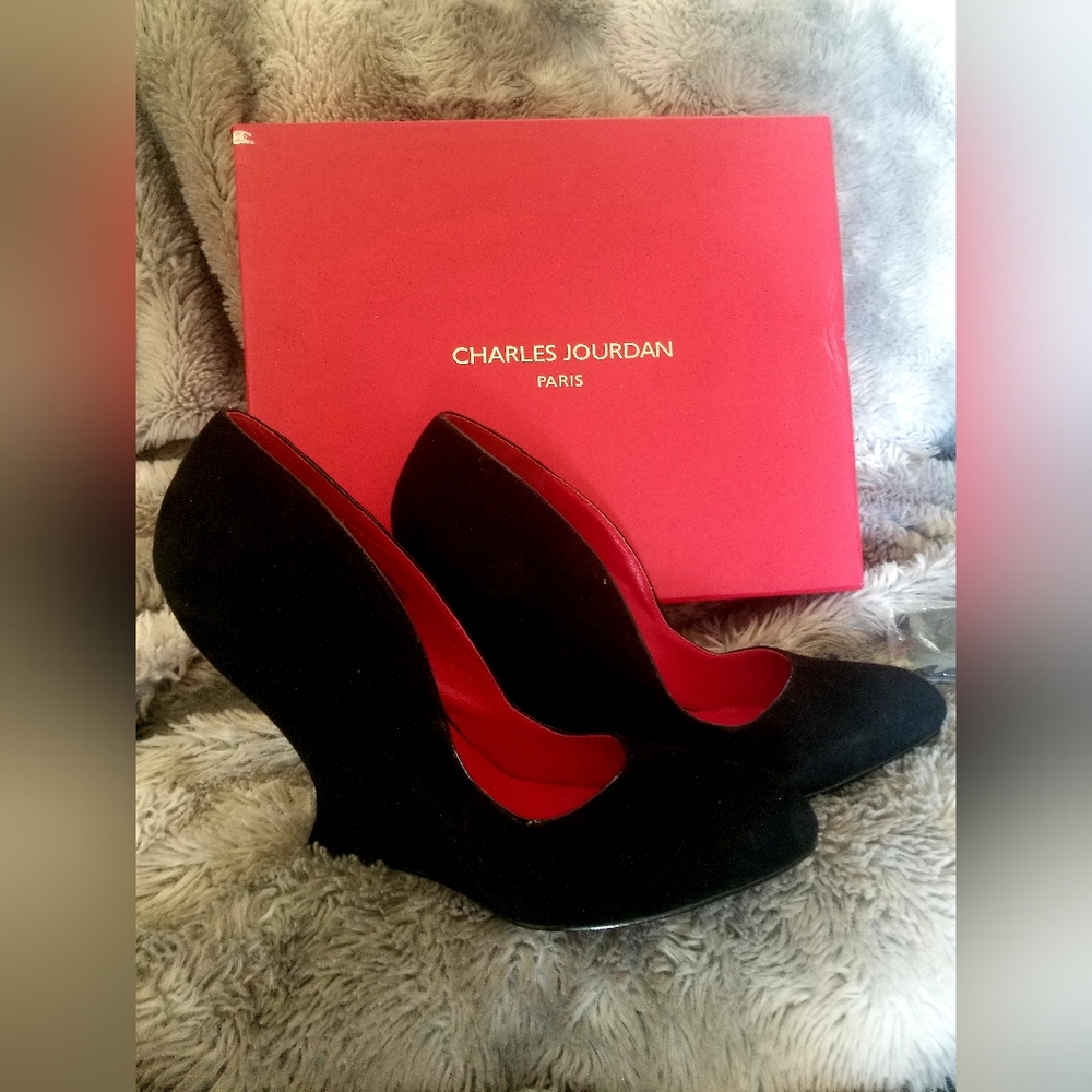 *NEW Charles Jourdan Eddie